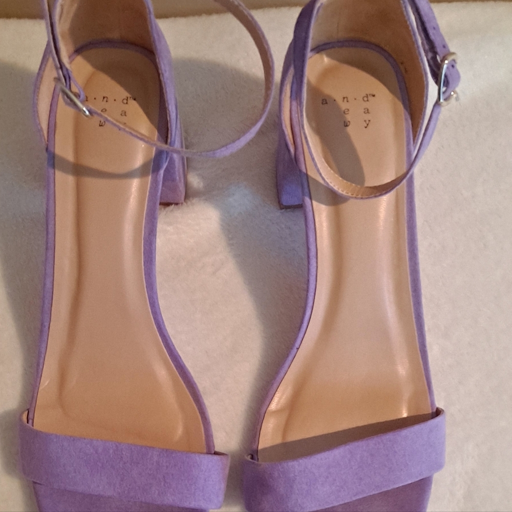 A New Day Lilac Sandals Sz 11 - Picture 2 of 8